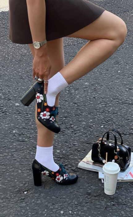 ZAPATO FARRAH FLOWERS NEGRO