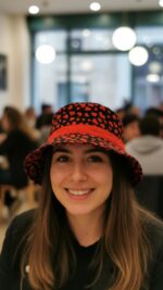 GORRO LLUVIA CORAZONES - Imagen 2