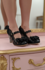 UPSIDE DOWN - Imagen 4