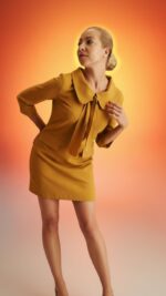 VESTIDO VALERIA MOSTAZA - Imagen 2