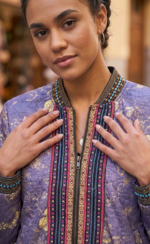 CHAQUETA RAFFAELLA CARRA LILA - Imagen 3