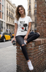 CAMISETA LOVE IS IN THE AIR - Imagen 2